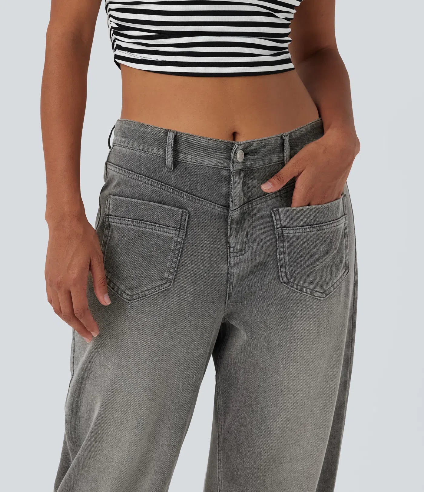 Mid Rise Straight Leg Casual Jeans with Pockets