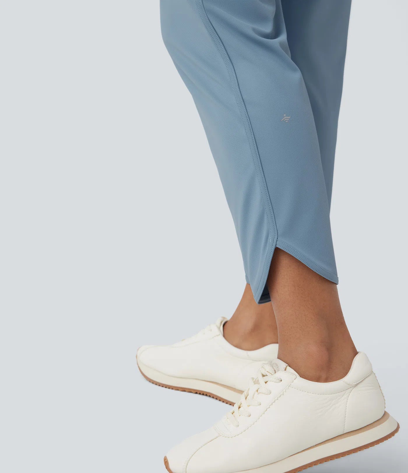 Quick Dry Golf Tapered Pants with Pockets